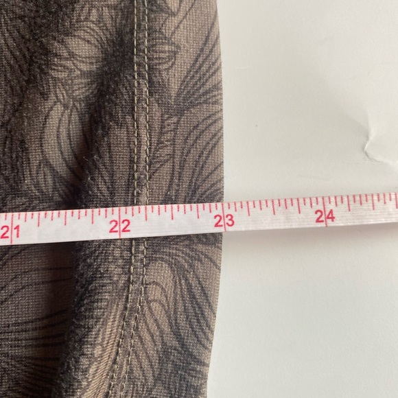 Merrell Top - Picture 9 of 10